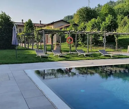 Guest house Camia