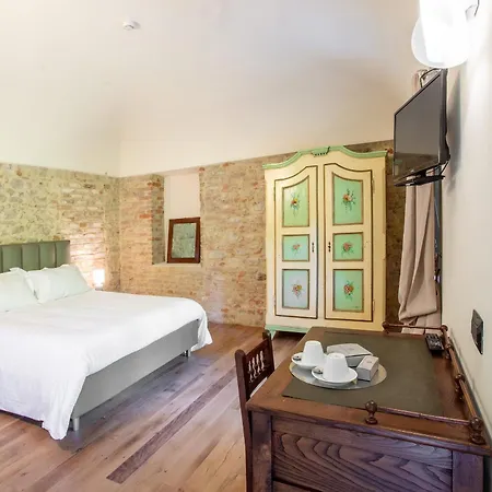 Camia Guest house